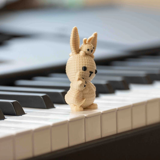 Mama-Häschen mit 2 Babys in Strickoptik