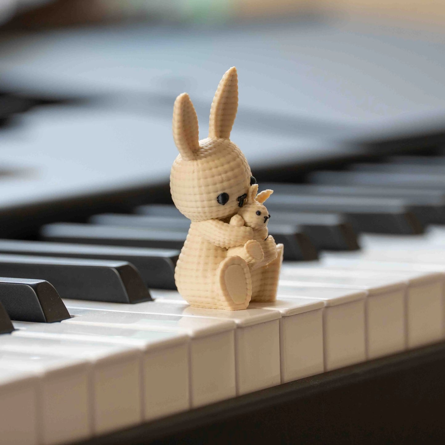 Mama-Häschen mit Baby in Strickoptik